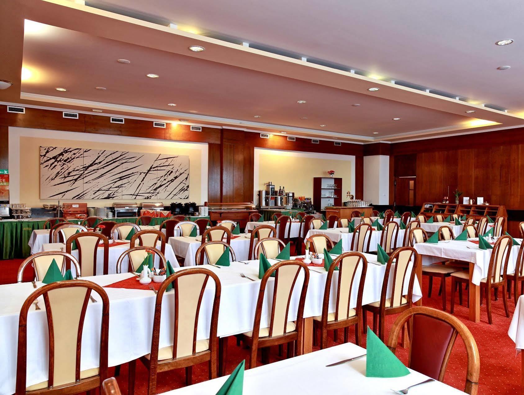 Hotel Agricola Sport & Wellness Centre Mariańskie Łaźnie Zewnętrze zdjęcie
